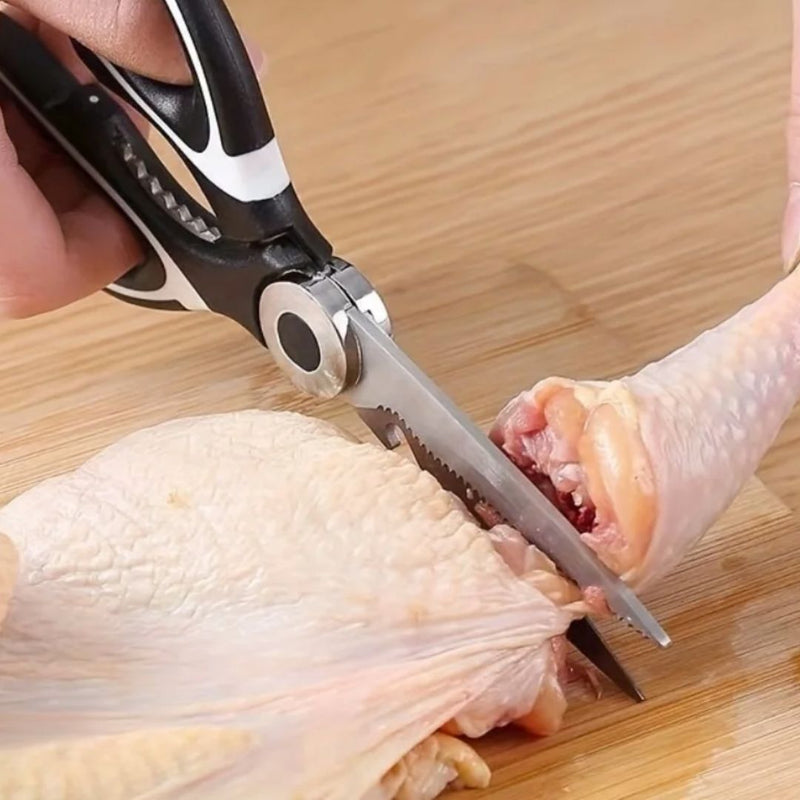 Kitchen scissors for cutting meat